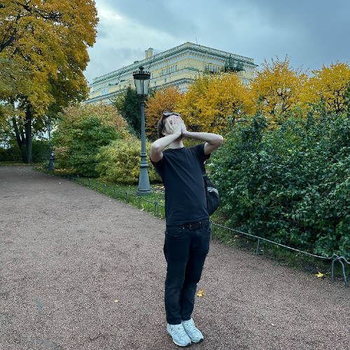 grow up +menace (miche)