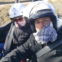 Tarah V-Roots in Air