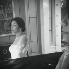 بتشبه عينيا مش فاكر ليك