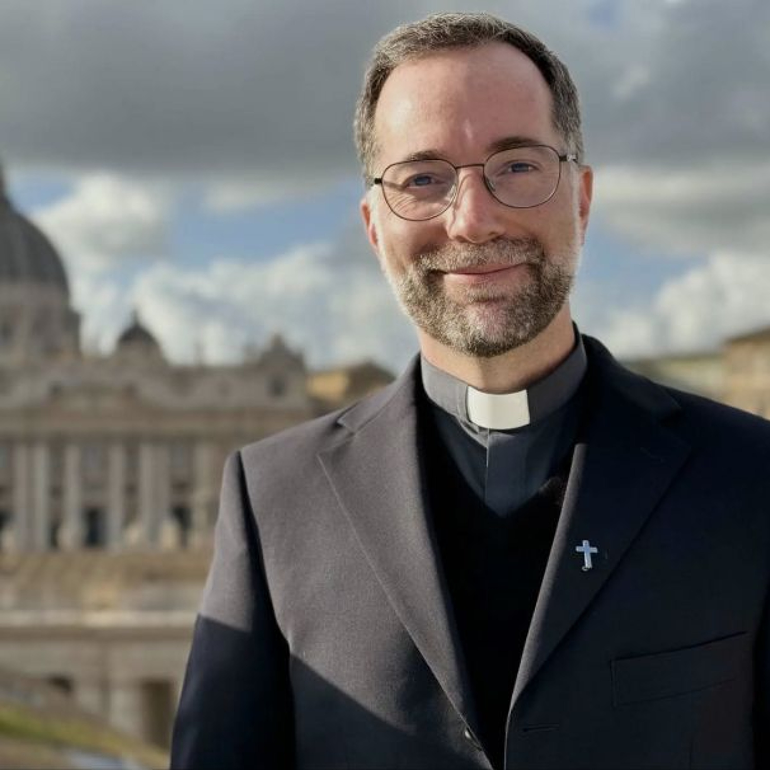 How to Pray With the Pope and Why It Matters with Fr. Cristóbal Fones, SJ