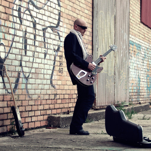 Rubén Ocasar-Llueve (en memoria de Tito)