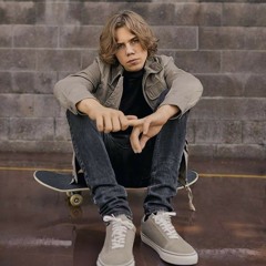 The Kid LAROI, Dominic Fike - Leave Here