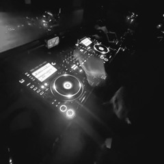 Evan Geddes - 001