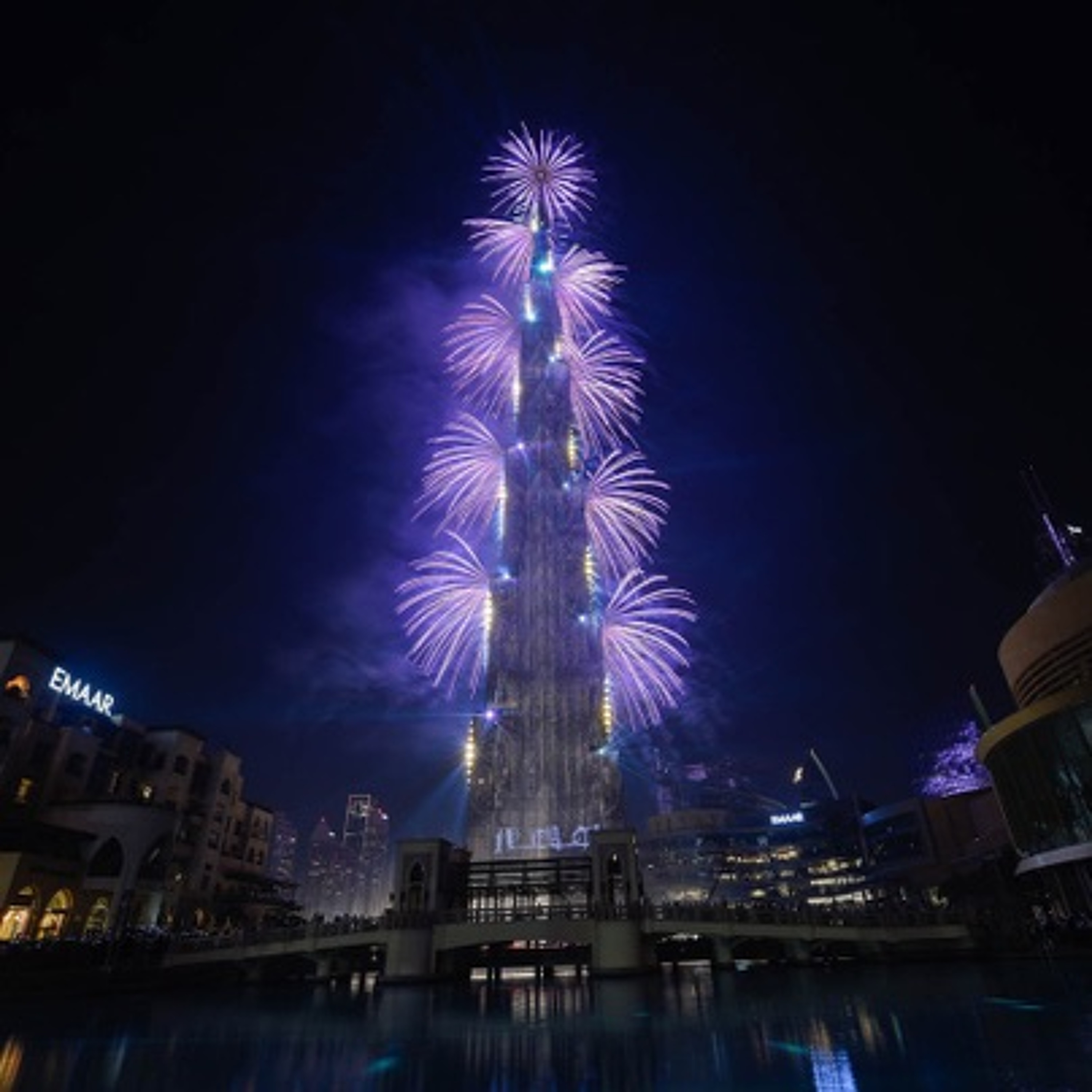 555- The Biggest Virtual NYE Celebration In The UAE  (27.12.20) episode artwork