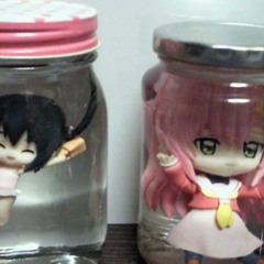 rotten loli figurine jar
