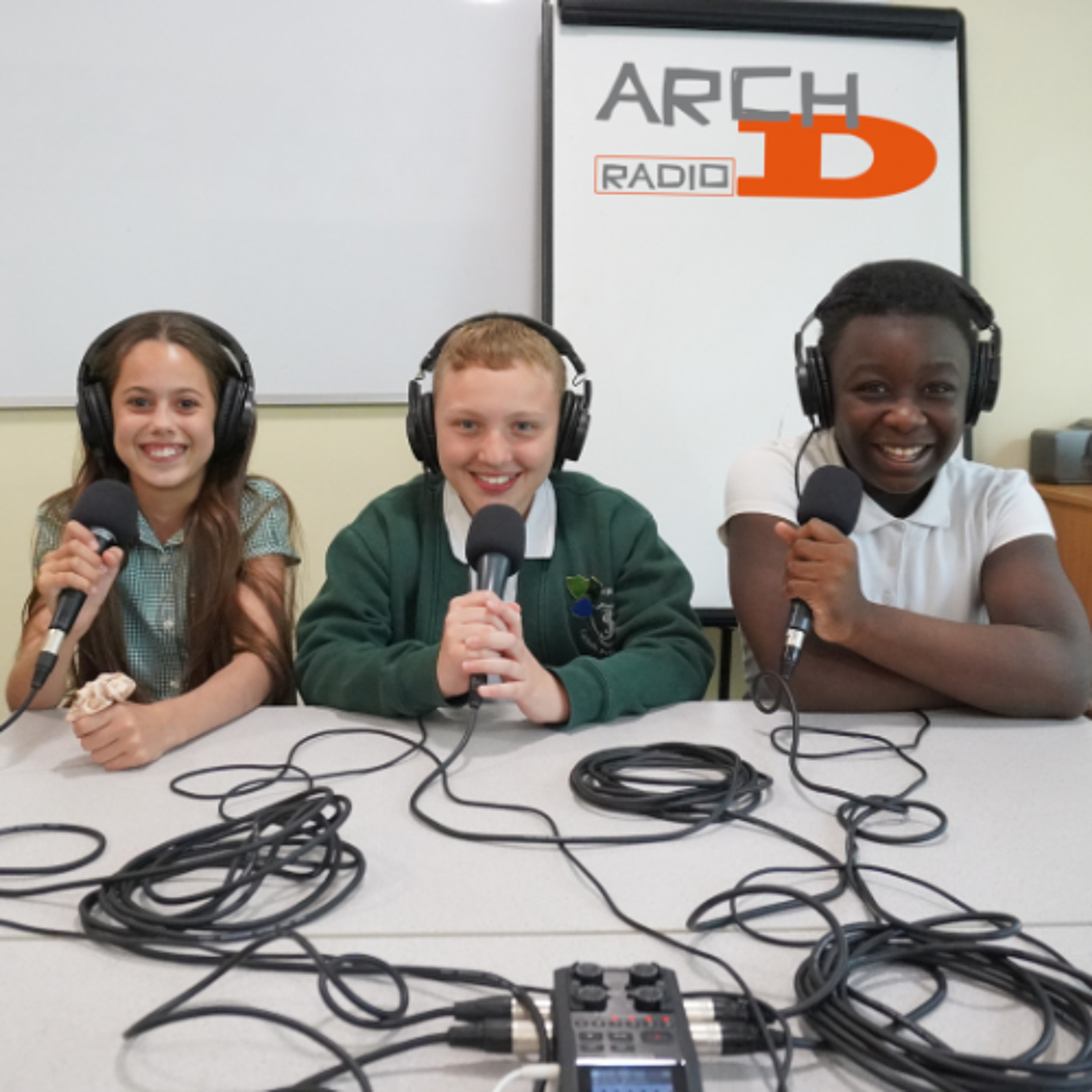 Arch D Radio