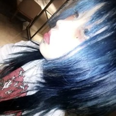 blue eyes