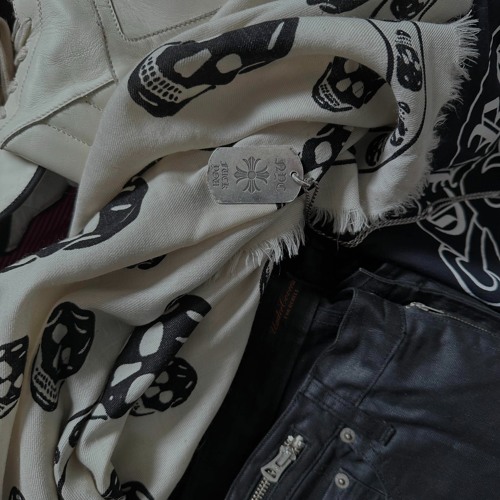 messy tesla - outside prod fooly