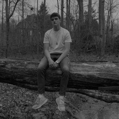 Leave me lone(unofficial audio)