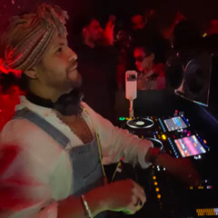 Birthday Session live at Holy Circle