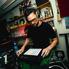 Improvised Frequencies live set from Antonetta Bday. October 2025