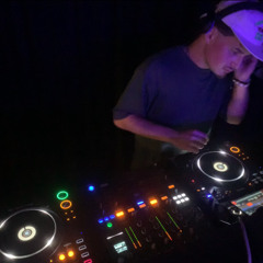 Stromstoss Residency (098): CYKE