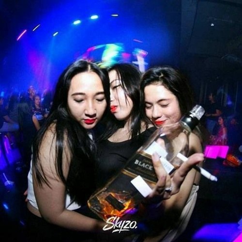 AKU TAK BIASA NGEFLY DI  KTV ROOM 2K21_MUHAMMAD FAJAR ANANDA_#GASAK