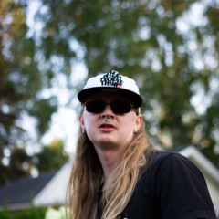 Onko Joku Jo Kirjottanut Mun Kohtalon (beat. tundra beats)