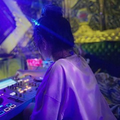 Ngỡ Remix - Anh Bỗng Thấy Nhớ Em Nhiều - AVG Remix.mp3