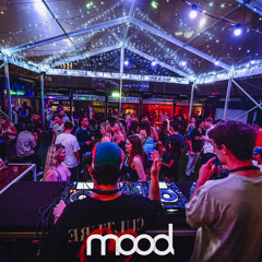 Minimal house & tech vibes