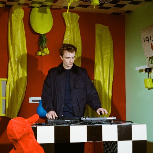 Tibi Close Friends feat. Brunello