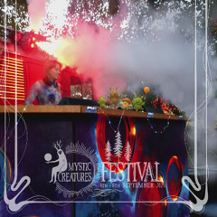 Eszter Bien @ Mystic Creatures Festival 2025 ||  Wonky Waggon