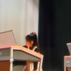 私のしょう来のゆめは、作曲家です。なぜかというと、私は音楽が好きだからです。