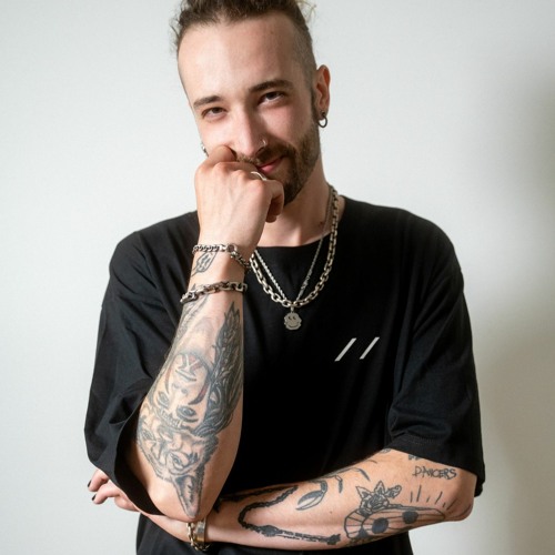 NikolaswithK fka. KH38 [Para//e/ Agency]