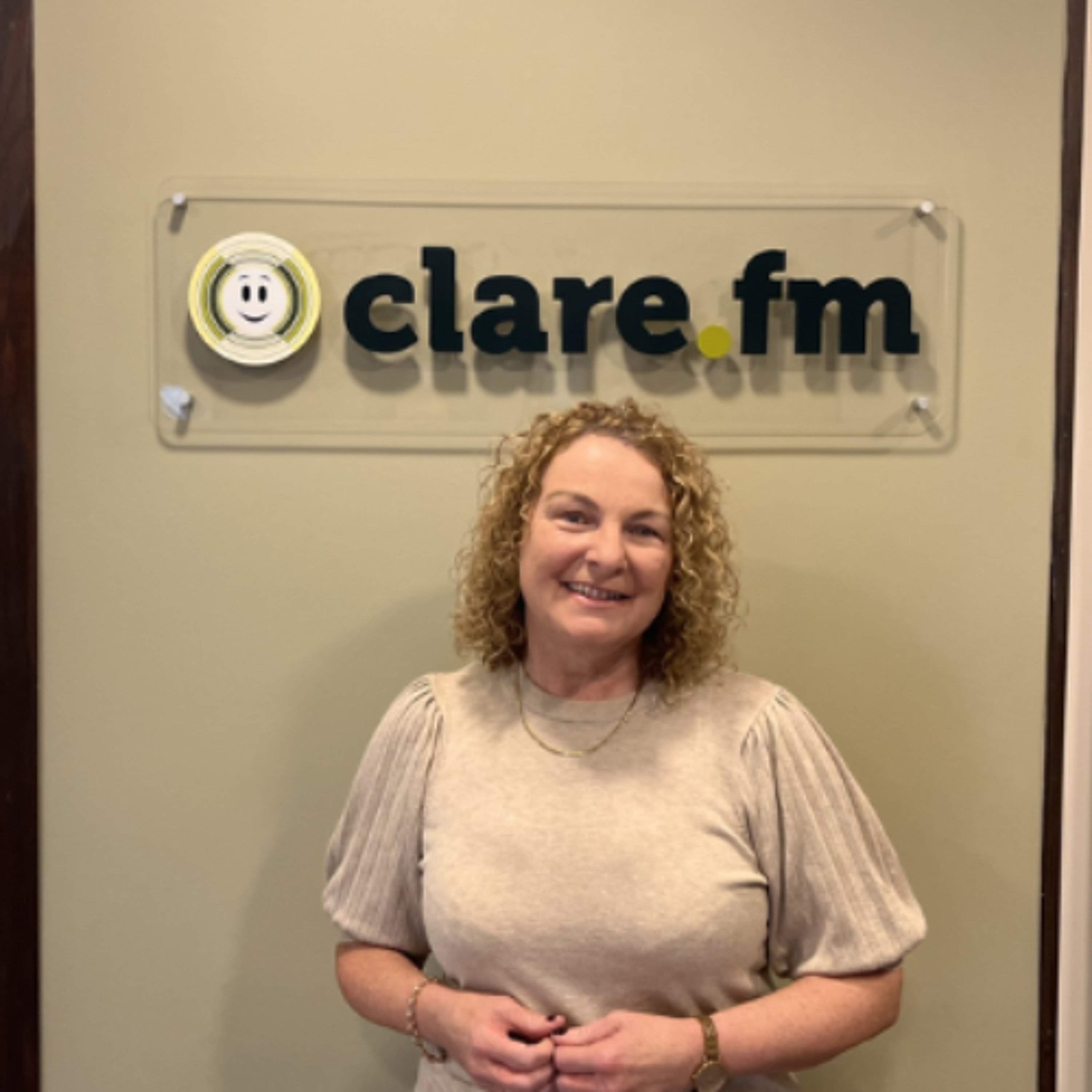 Kilrush Musician Teresa Carrig On New Christmas Single ‘Here With Me’ Kilrush Musician Teresa Carrig On New Christmas Single ‘Here With Me’