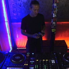 BESIDE OFFSONAR 25