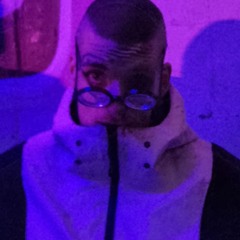 iN dEr BaNaNeN rEpUbLiK iS 170 kil0mEtEr StAu WeGeN kLoPfChAoT mAaAn!