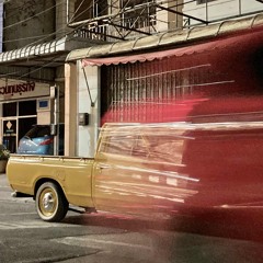 Lookmodern 3 - The Moon and the Bluff