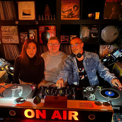 HELENE HAVRO/JOHAN RESSLE/ MAX BUNT livingroom session