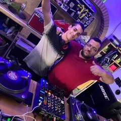 Billy Dj & Lazarico - Descorxando el bombo