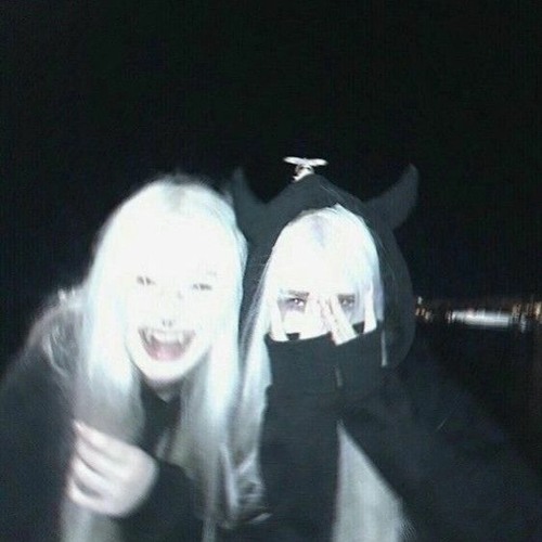 Crystal Castles - Pap Smear (speed up + reverb)