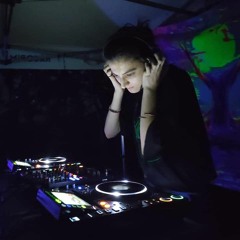 Dréa Yang - Deep √ Tech (DJ Set @ Jungle Temple)