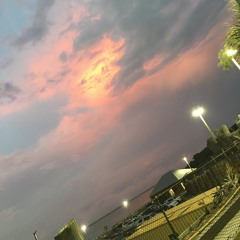 Tiny shards of glass(prod.blossom)