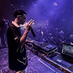 MC FAHAH - VOCE VAI SENTAR GOSTOSO Part. MC RENNAN - DJ KAIO MPC