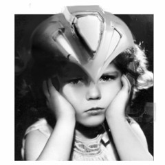 Hollywood's biggest little star is back!