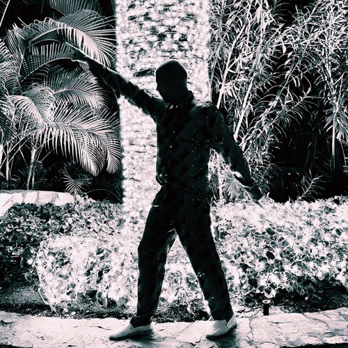 MIDNIGHT DANCING