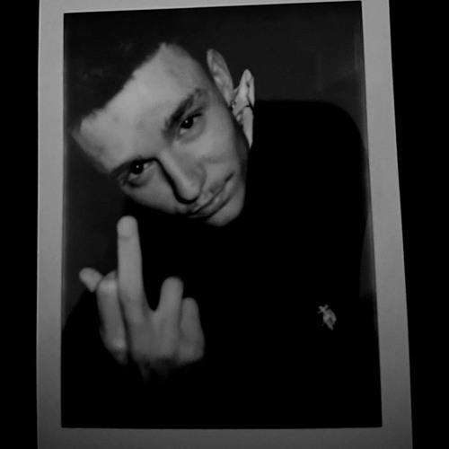 yall dont think P.dmb2fye