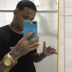 MONTAGEM - NOVINHA DE 15 Vs P€R€K@ ASSANHADA (DJ DAN DU ES) beat série gold