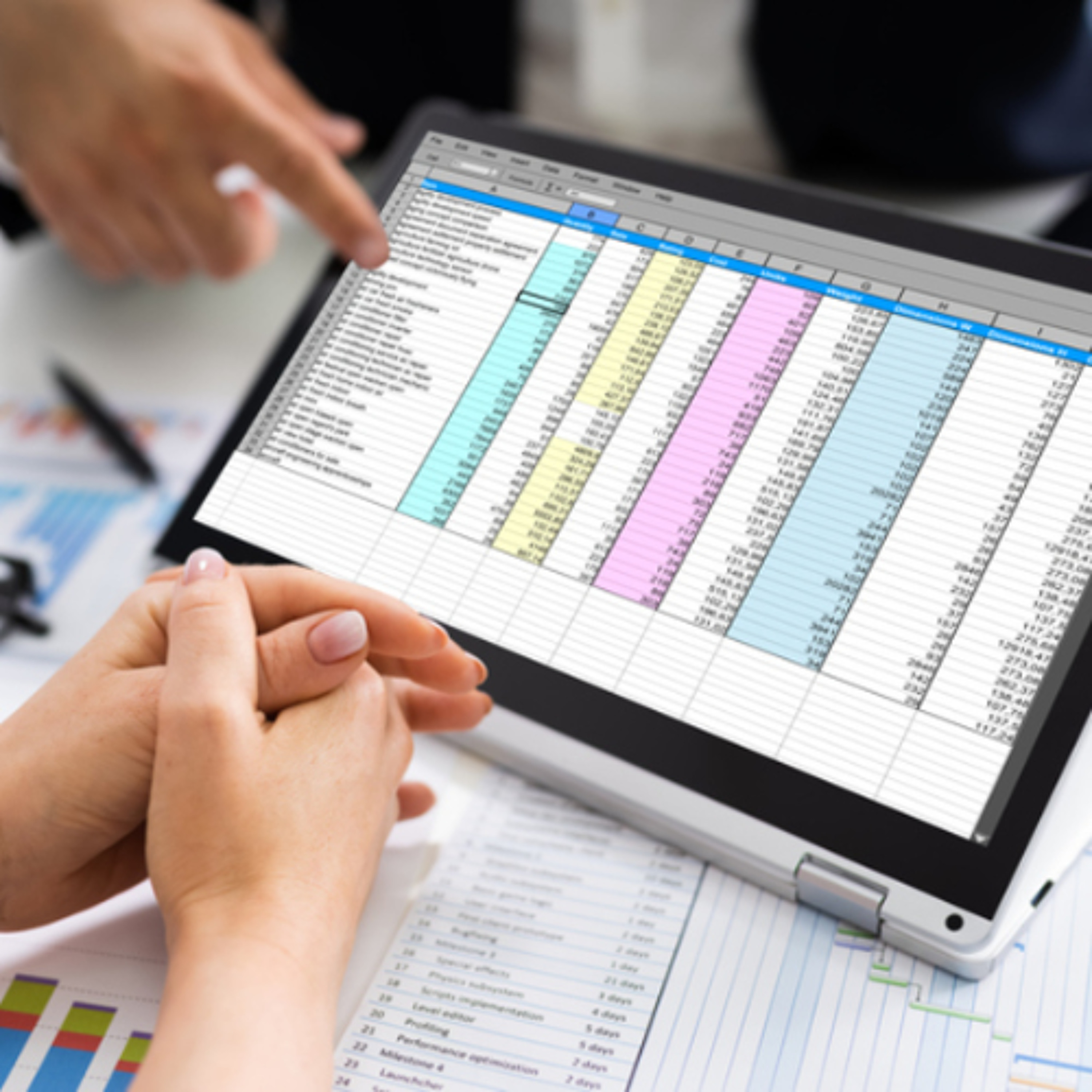 cover of episode Poor Data Quality is a Full-Blown Crisis: A 2024 Customer Insight Report - Audio Blog
