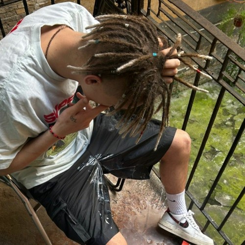 Ekhoe - Mit Mondott A Csaj/My eyes only Ft. YaBalka (prod. By Hey Klue) studio leak
