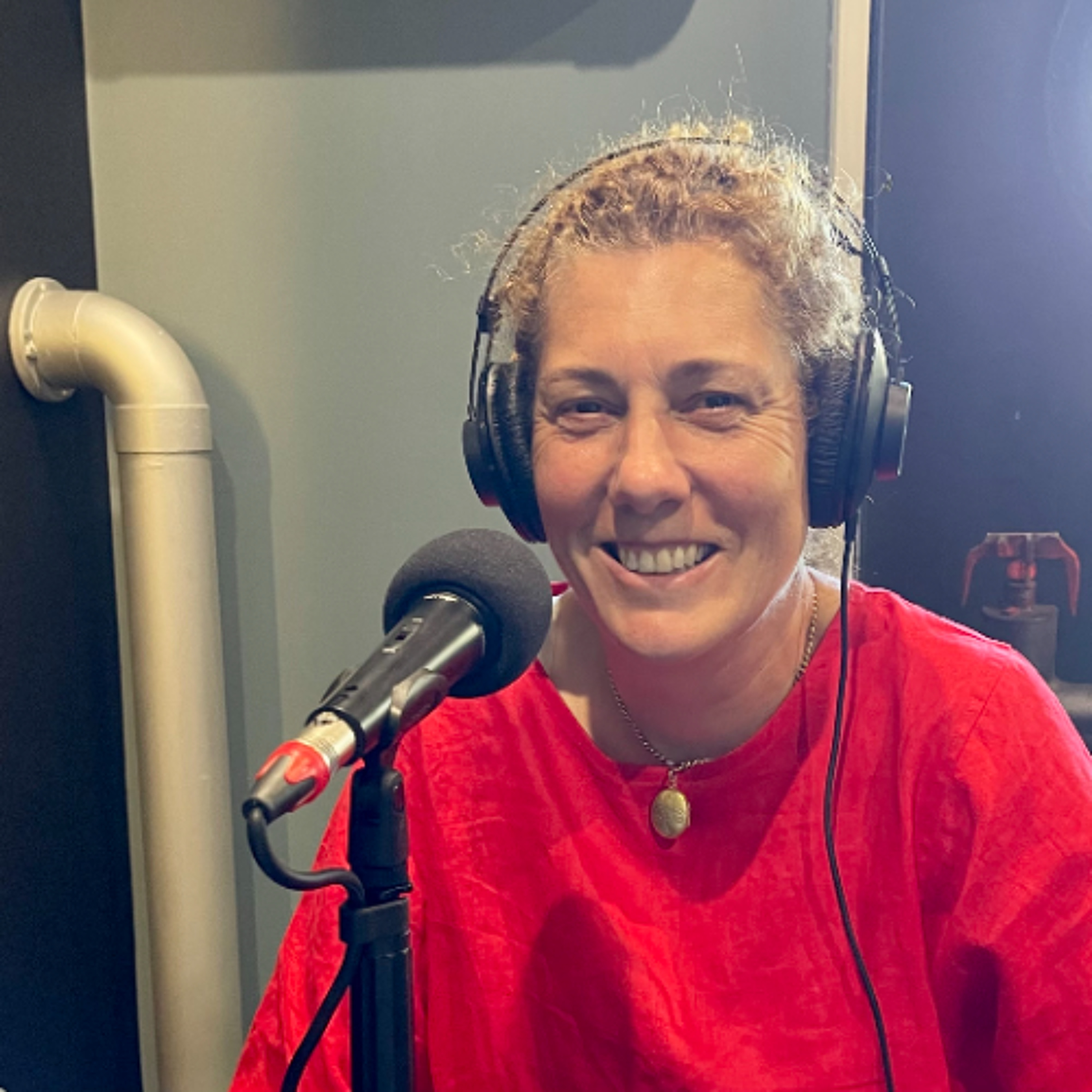 Western Port Vibes with Sarah Race - Labour Candidate for Flinders episode artwork