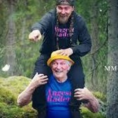 Det tog en minut men jag är tillbaka, med en mer clashande mix än någonsin!