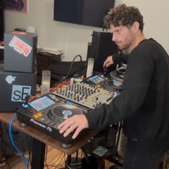 Friday Brunch Music 9-26-25