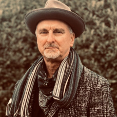 Old Toy Trains (Roger Miller cover)– The Midnight River Crew.