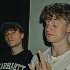 albertjestem x PIKI - szkieletory (prod. PIKI)