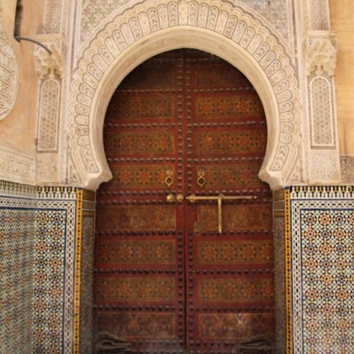 Remain ever present at the door of your Lord -  إلزم باب ربك واترك كل دون - Imam Al-Haddad