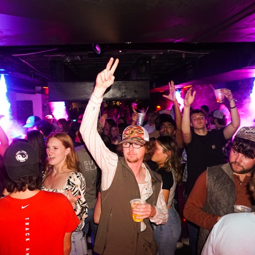 Stream Levels vs. Am I Wrong by Will Rudder Listen online for free on