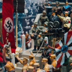 כאן ועכשיו - 265 - המלחמה של הנצאיזם ביהדות - פודקאסט עם הרב אורי שרקי