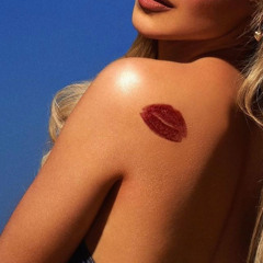 sabrina kiss me