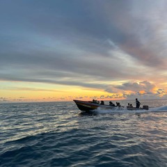 10am On Treasure Beach - RnB Mix